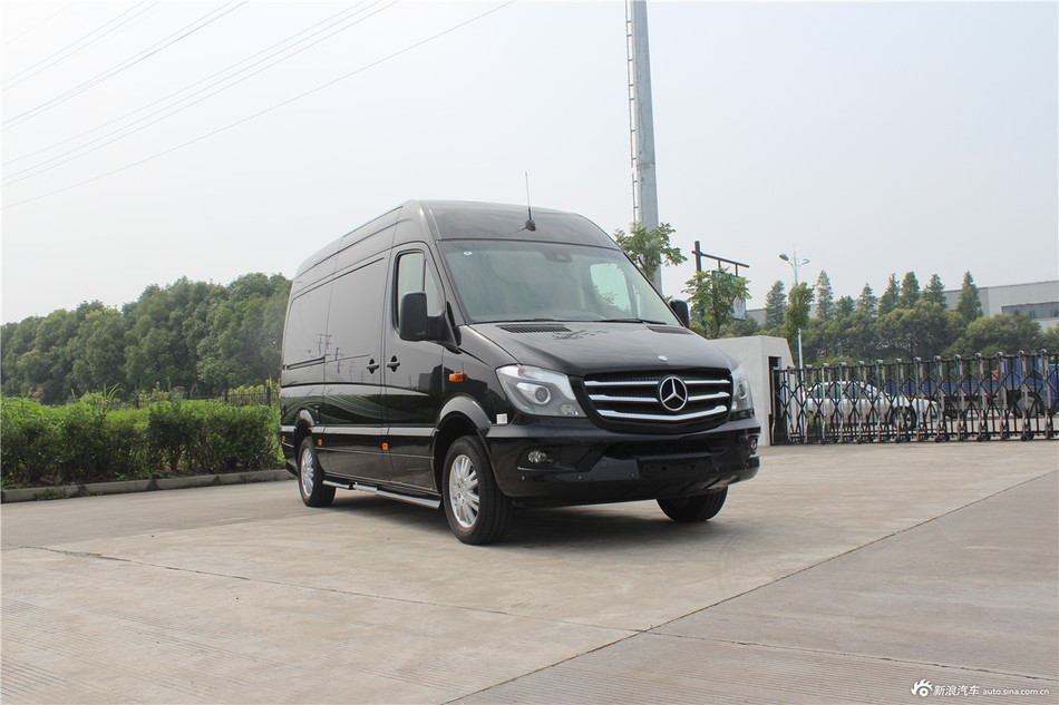 北京旅游商务租什么车?奔驰凌特租车多少钱一天? 北京旅游商务租什么车?奔驰凌特租车多少钱一天?